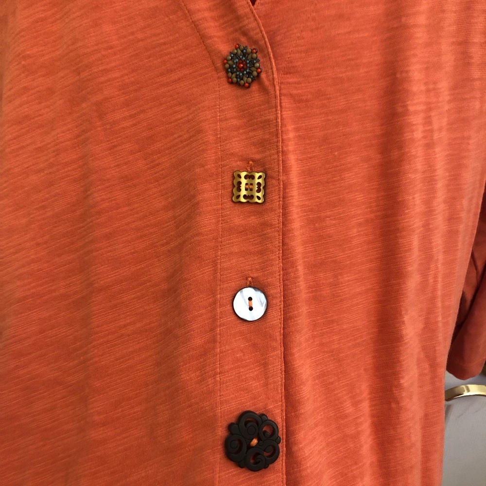 Soft Surroundings Mixed Button Danielle Tunic - Picture 6 of 13